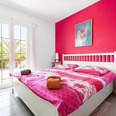 Casa Sarita - Farbenfrohes Ferienhaus Chayofa Luaran gambar