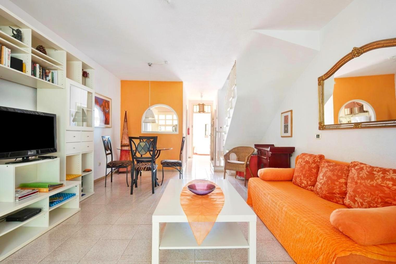 Casa Sarita - Farbenfrohes Ferienhaus Chayofa Luaran gambar