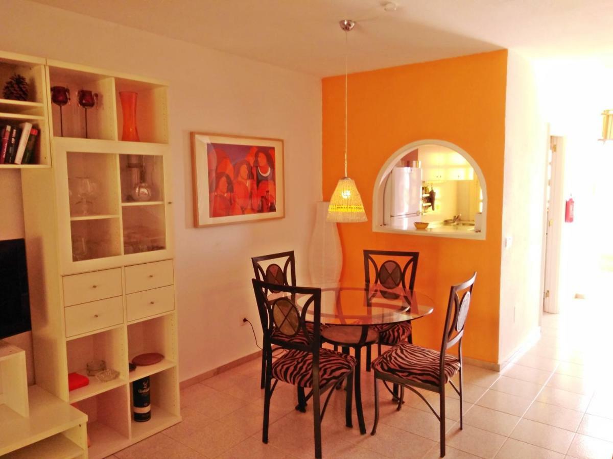 Casa Sarita - Farbenfrohes Ferienhaus Chayofa Luaran gambar