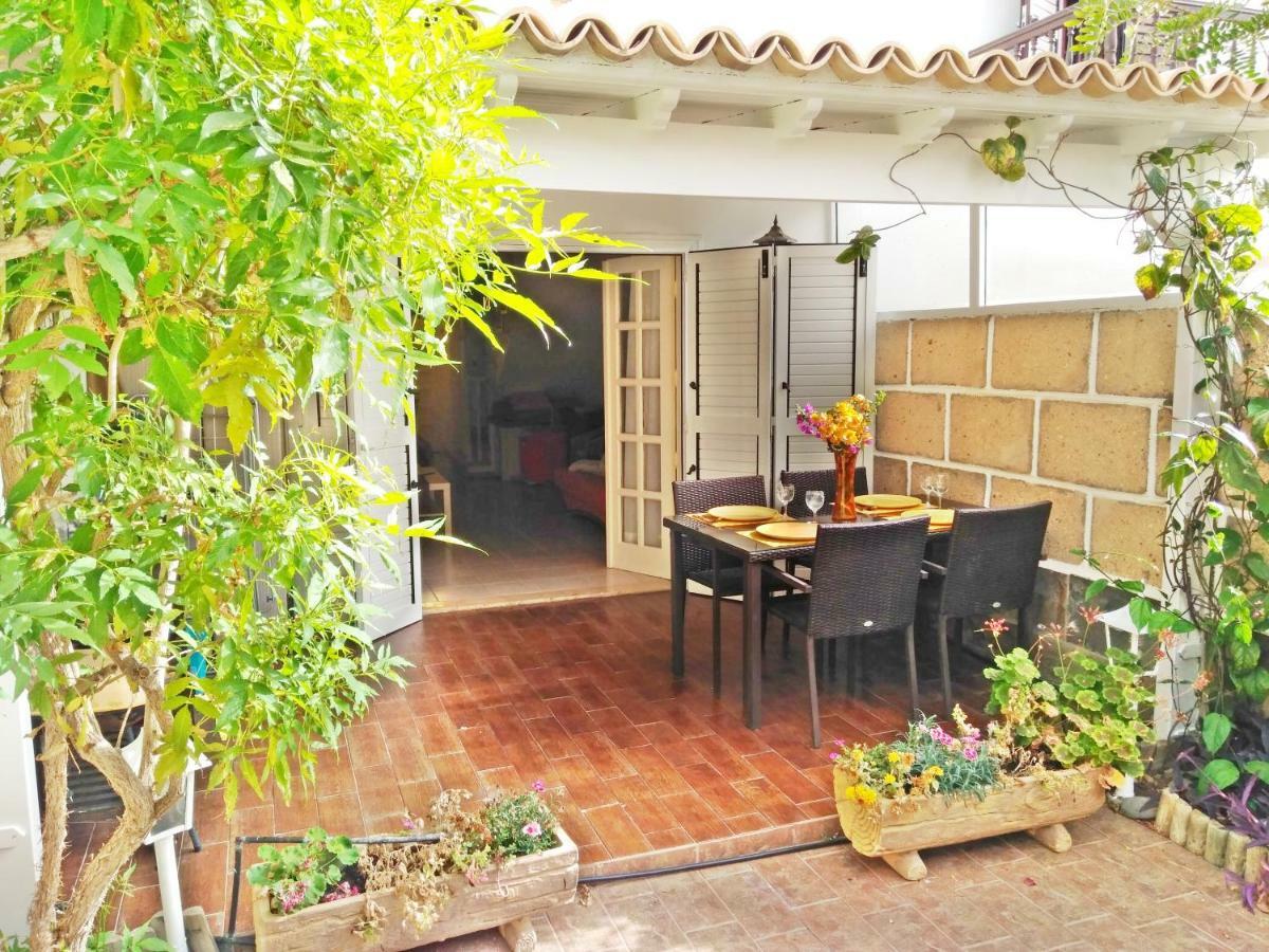 Casa Sarita - Farbenfrohes Ferienhaus Chayofa Luaran gambar